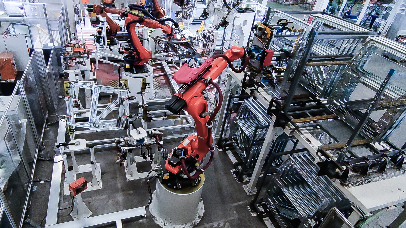 3D視覺引導車門內板抓取下料 | 某大型汽車零部件廠 3D視覺引導車門內板抓取下料 | 某大型汽車零部件廠