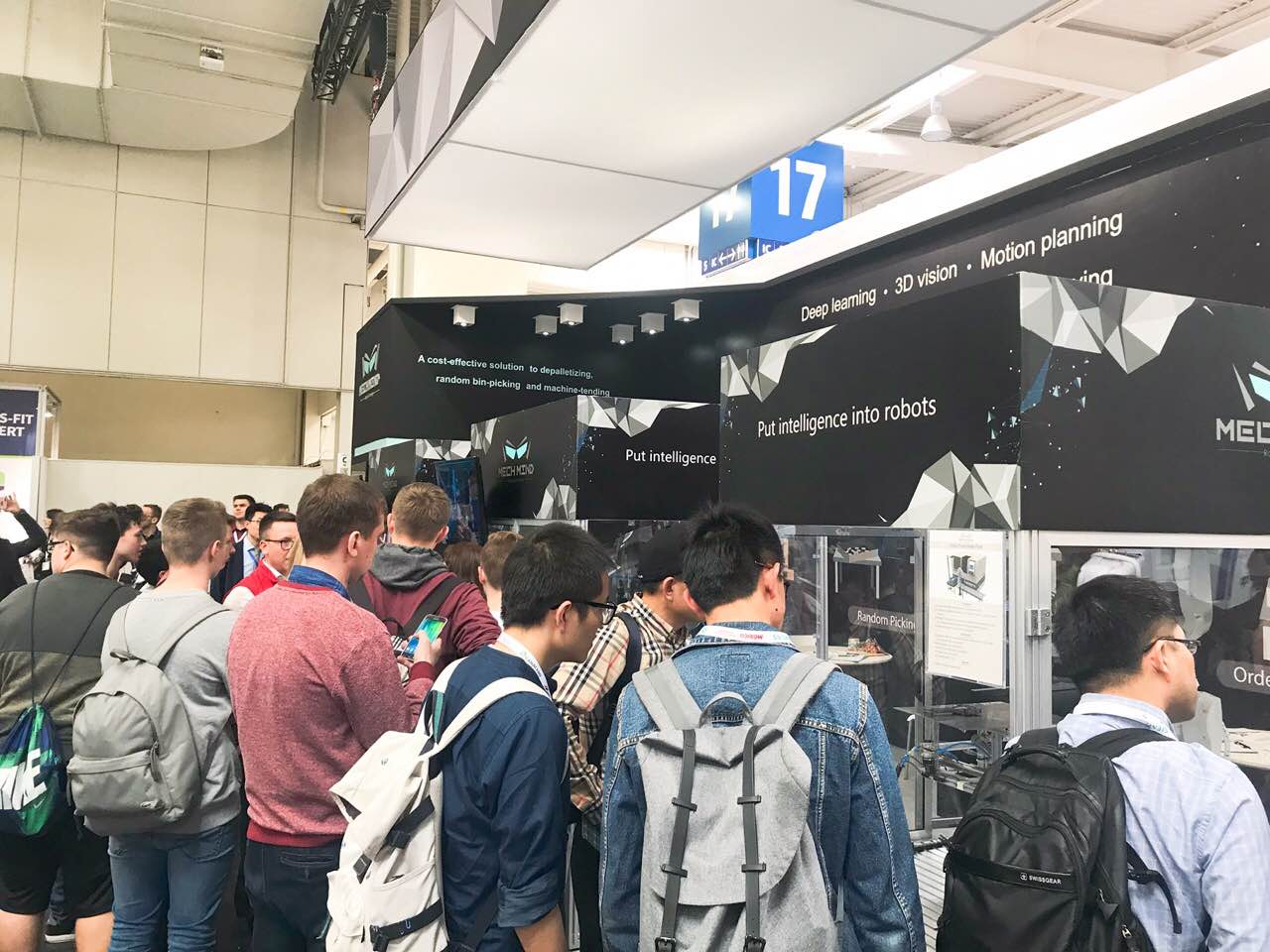 默克爾說中國是AI領域的強勁對手,我們來到漢諾威證明這一點 默克爾說中國是AI領域的強勁對手,我們來到漢諾威證明這一點