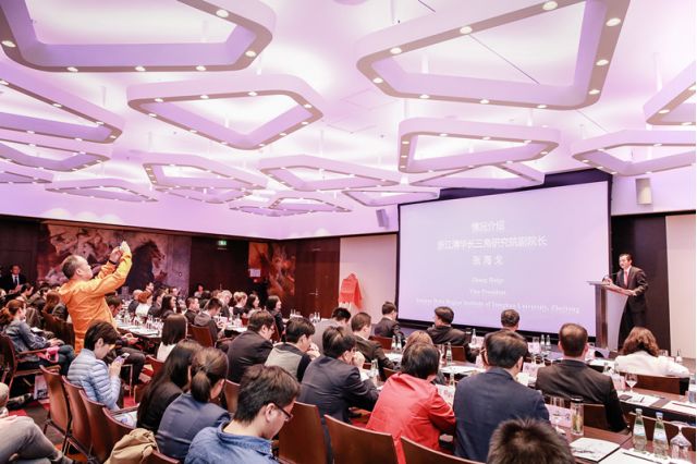 浙江清華長三角研究院與梅卡曼德機器人簽訂長期合作協議 浙江清華長三角研究院與梅卡曼德機器人簽訂長期合作協議