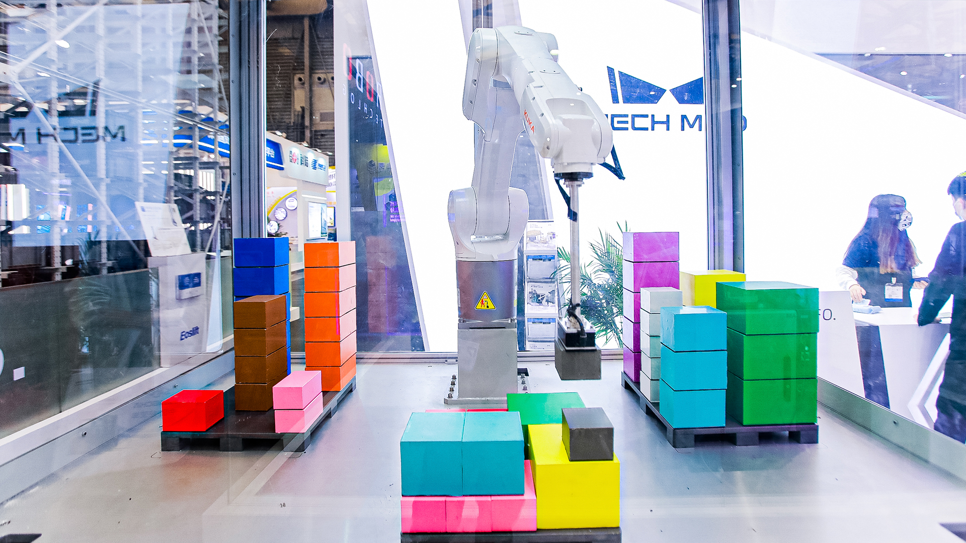 CeMAT現場 | 梅卡曼德全新升級五大物流解決方案重磅亮相，AI+3D賦能智能物流