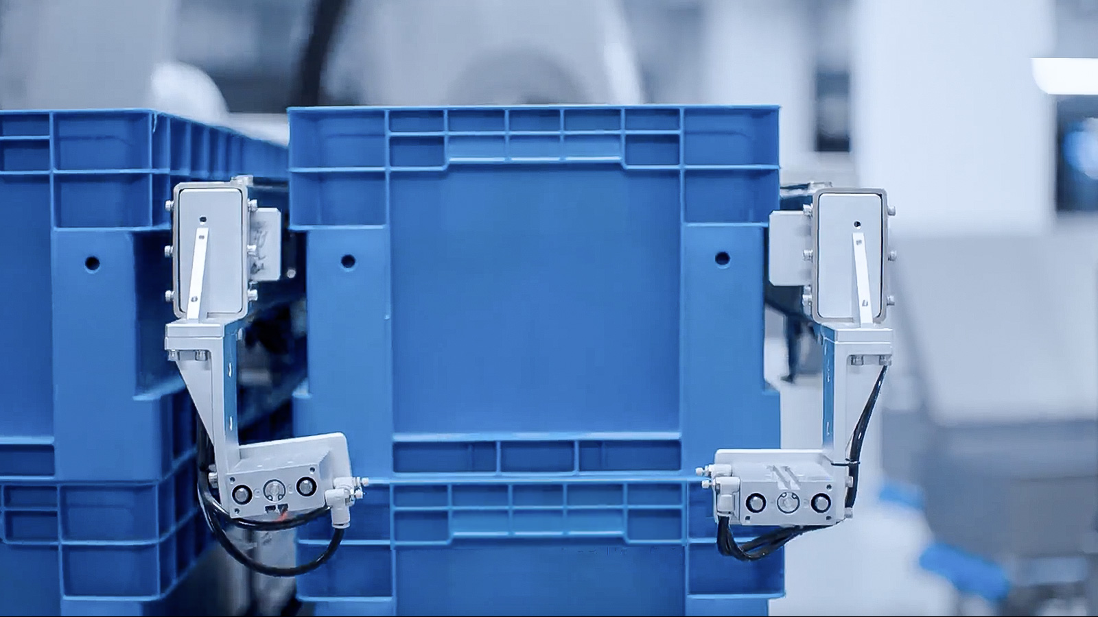 解決方案 | AI+3D視覺引導周轉箱/料箱拆垛，大幅提升物流效率